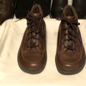 brown ladies shoes